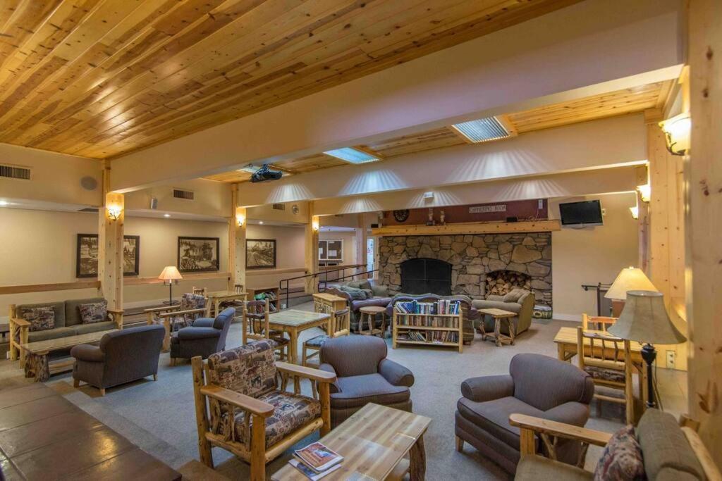 3Br Tahoe Donner Cabin With Hoa Perks Like Pools Hot-Tub Minutes To Trails Lake Golf Truckee Exterior photo